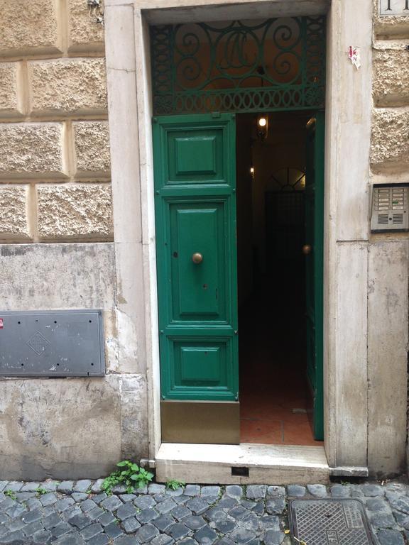Small Navona Studio Рим Экстерьер фото